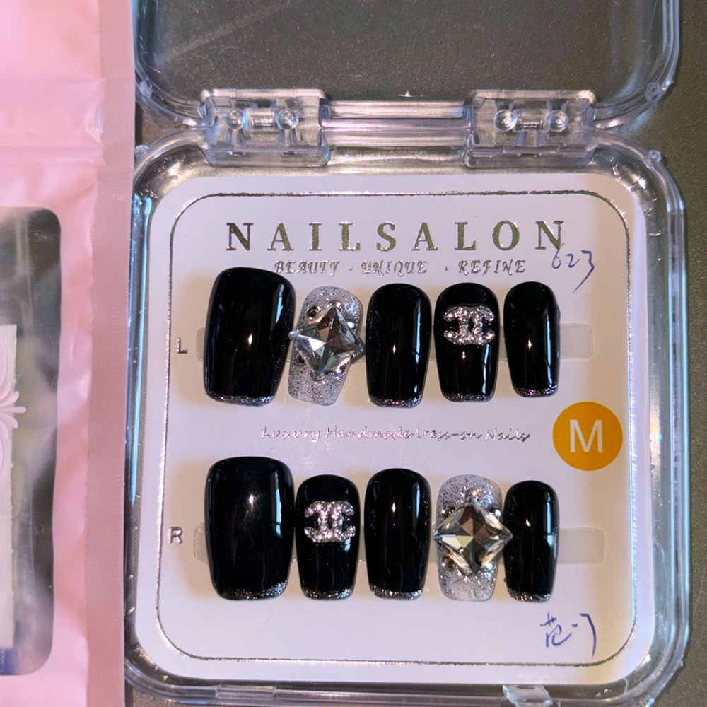 Black and Silver Nail Set